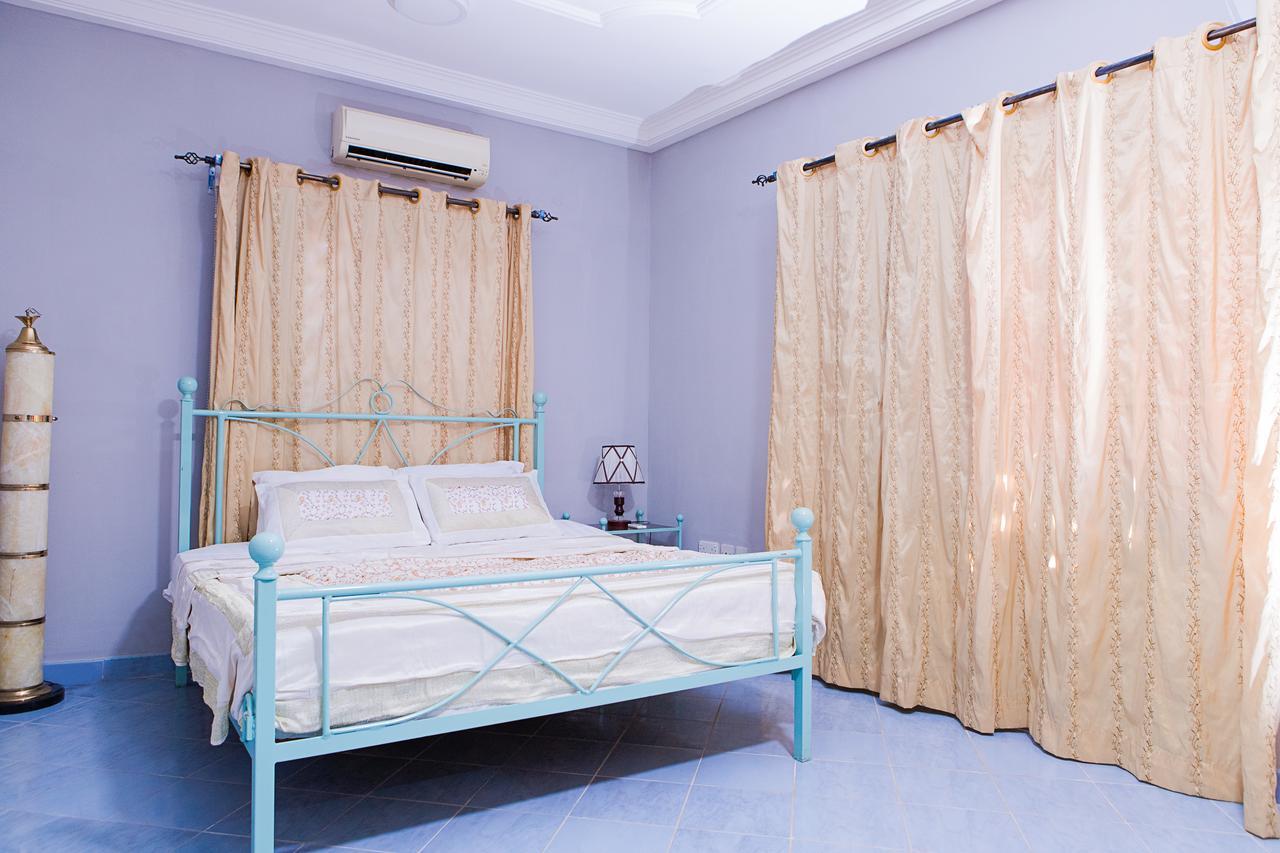 Maxwell Court Apartments อักกรา ภายนอก รูปภาพ