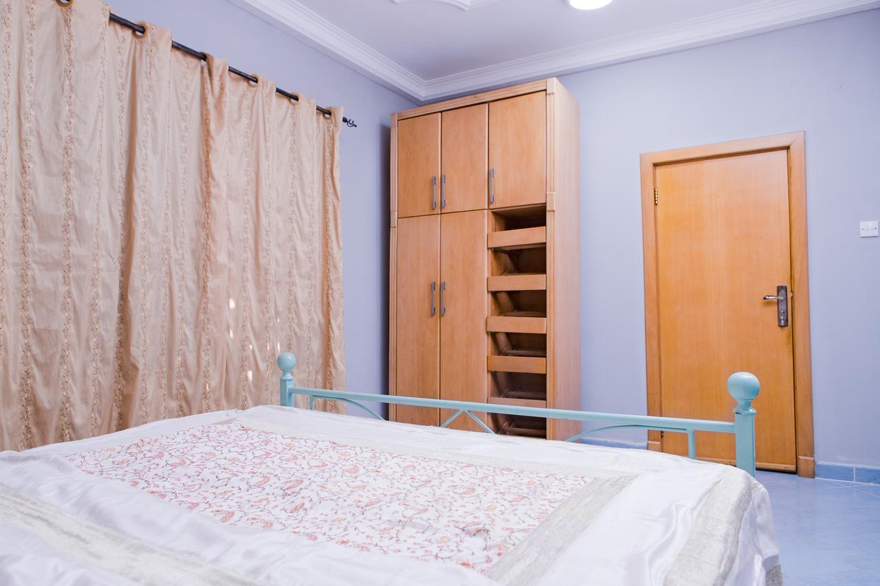 Maxwell Court Apartments อักกรา ภายนอก รูปภาพ