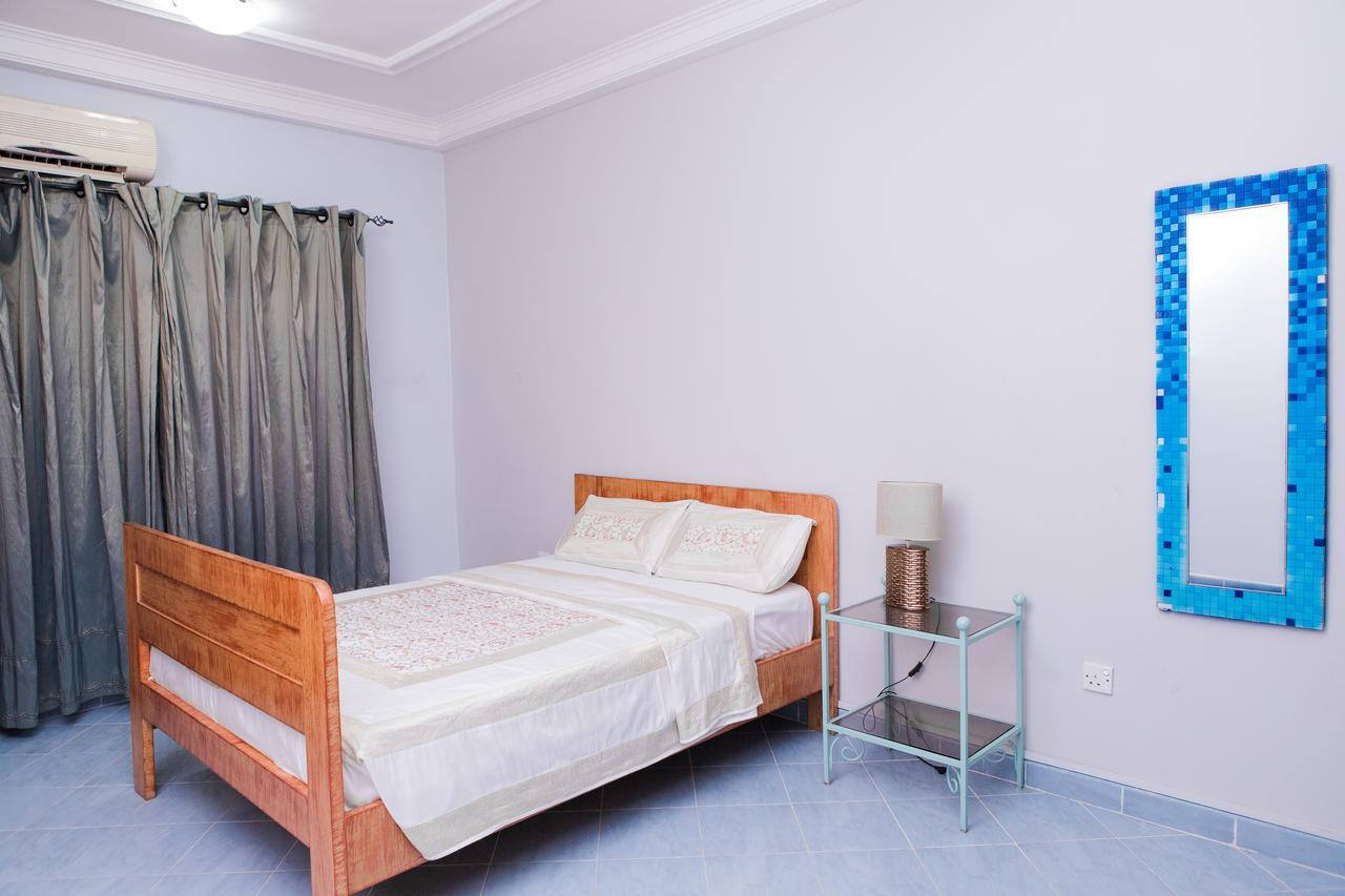 Maxwell Court Apartments อักกรา ภายนอก รูปภาพ