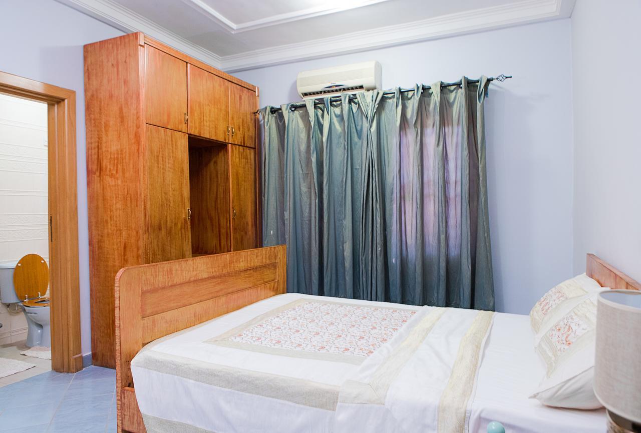 Maxwell Court Apartments อักกรา ภายนอก รูปภาพ