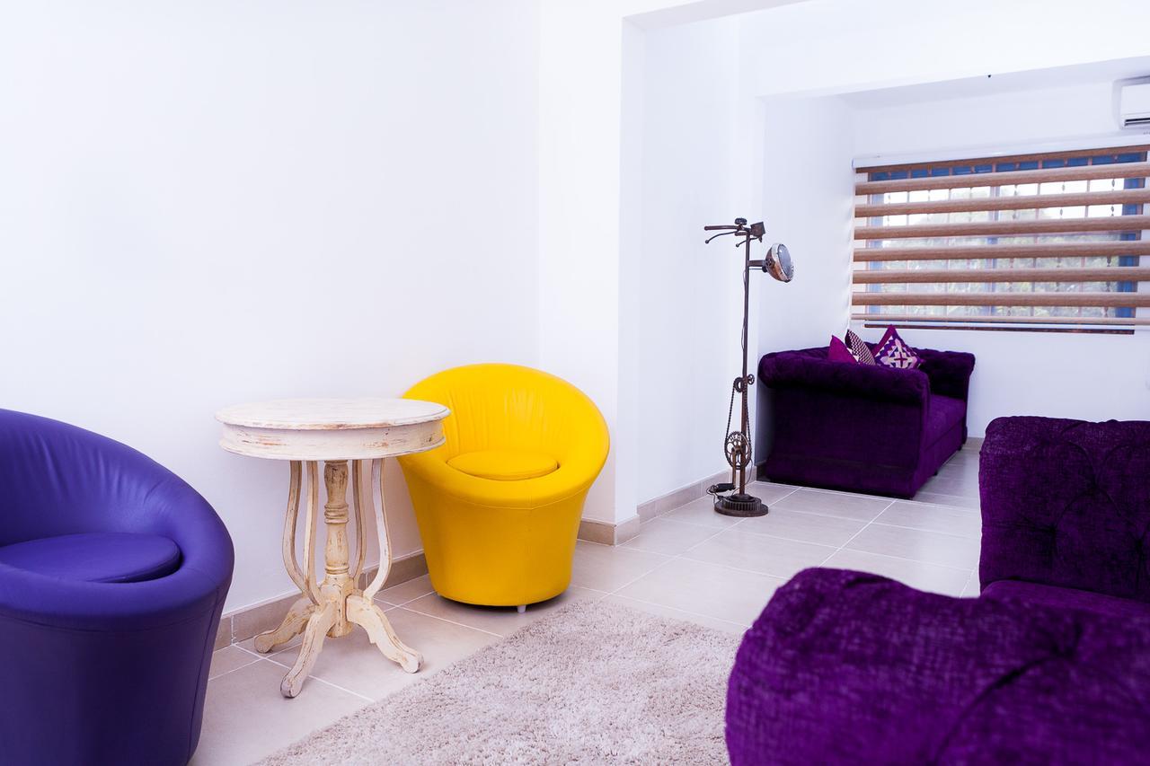 Maxwell Court Apartments อักกรา ภายนอก รูปภาพ