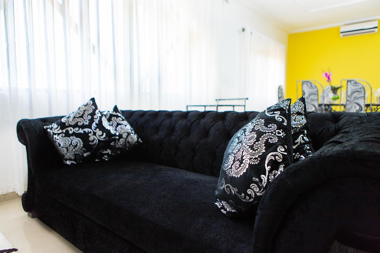 Maxwell Court Apartments อักกรา ภายนอก รูปภาพ