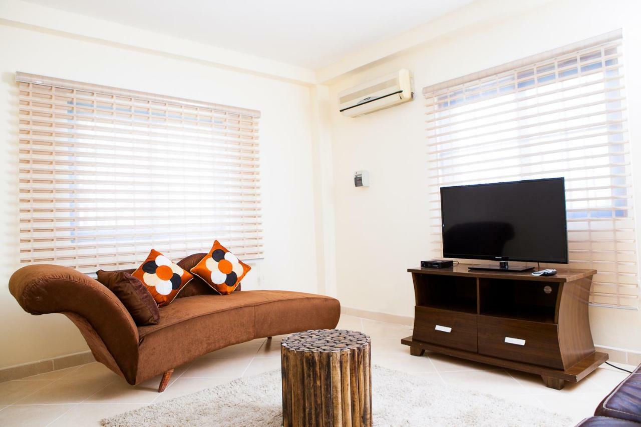 Maxwell Court Apartments อักกรา ภายนอก รูปภาพ